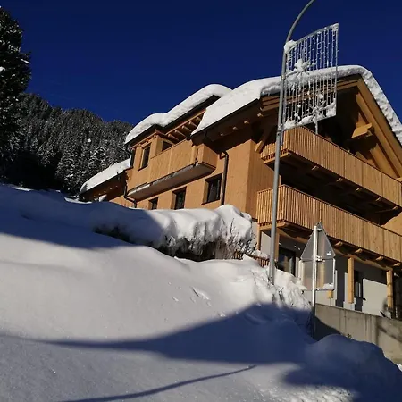 Haus Nick, Appartementhaus *