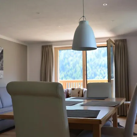 Apartamento Haus Nick, Appartementhaus Sankt Anton am Arlberg